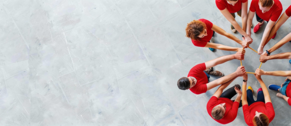 Individuell veredelte Arbeitskleidung und Teamwear